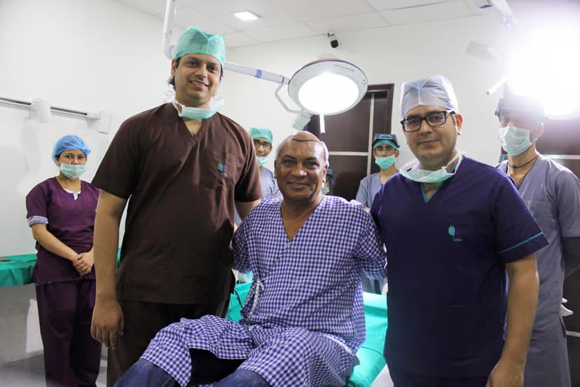Bollywood actor Vipin Sharma (Taare Zameen par fame) at Medlinks for hair transplant.