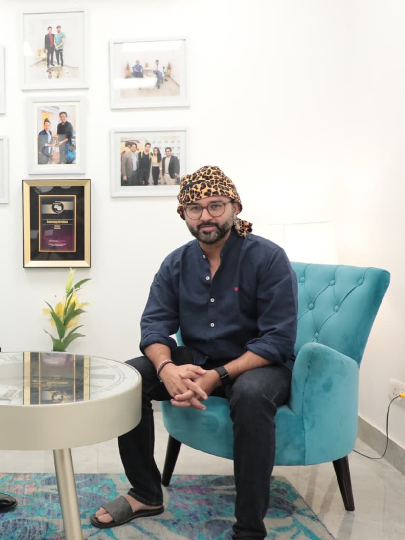 Former Indian cricketer Parthiv Patel visits MedLinks for Hair treatment