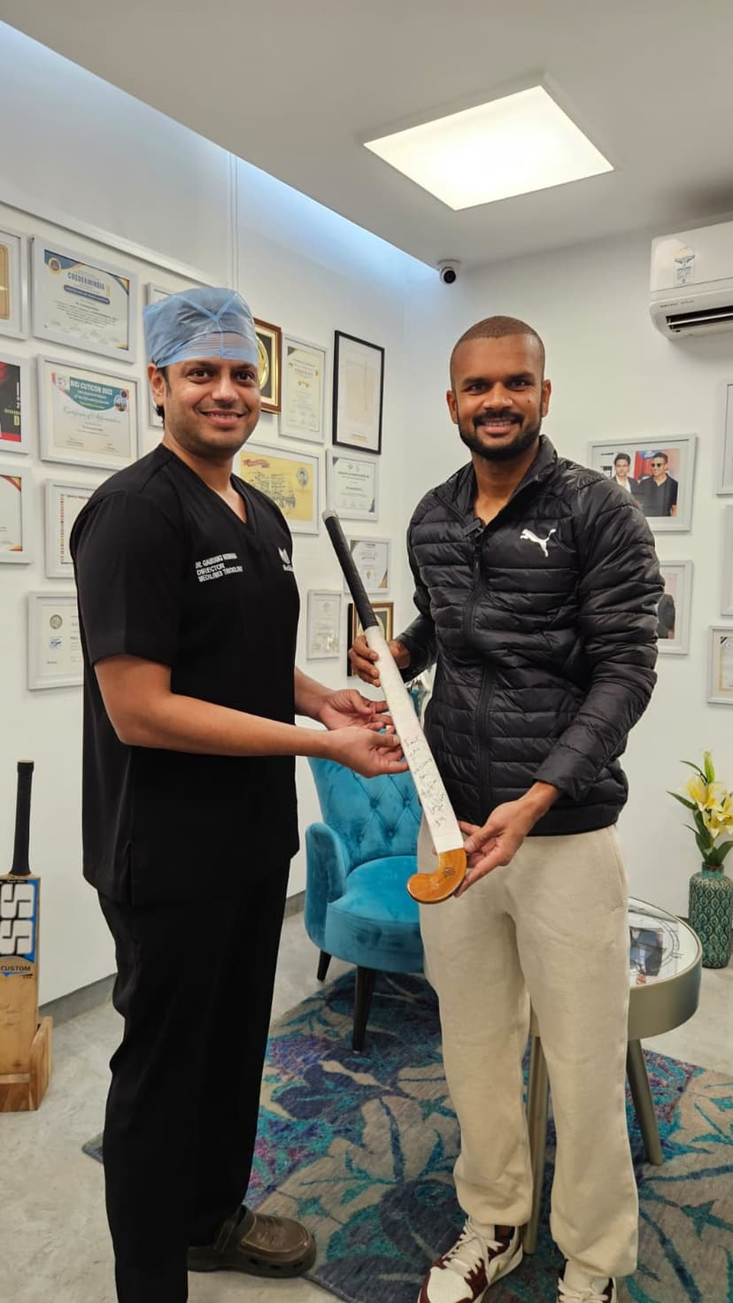Indian Hockey Player Lalit Upadhyay visits MedLinks for Hair treatment